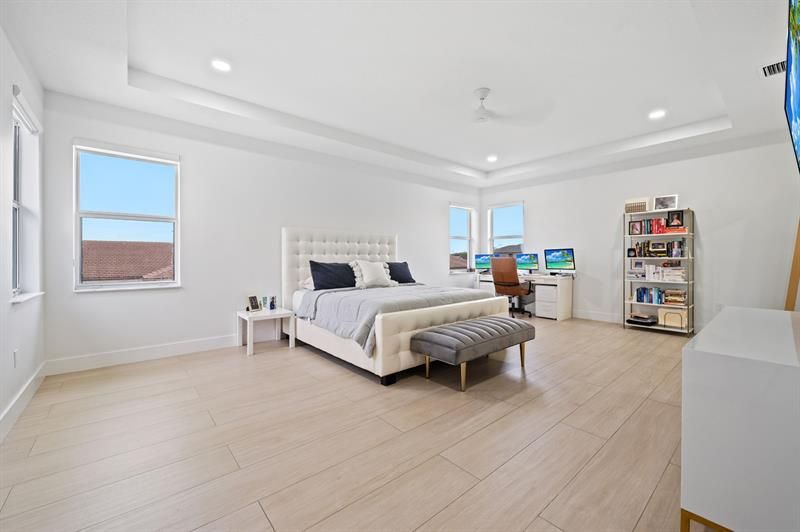 2001 Meadows Drive, Davie, FL 33324 Photo