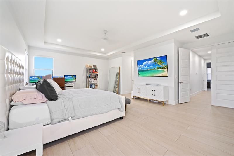 2001 Meadows Drive, Davie, FL 33324 Photo