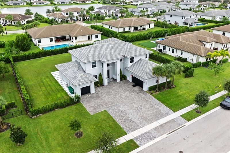 2001 Meadows Drive, Davie, FL 33324 Photo