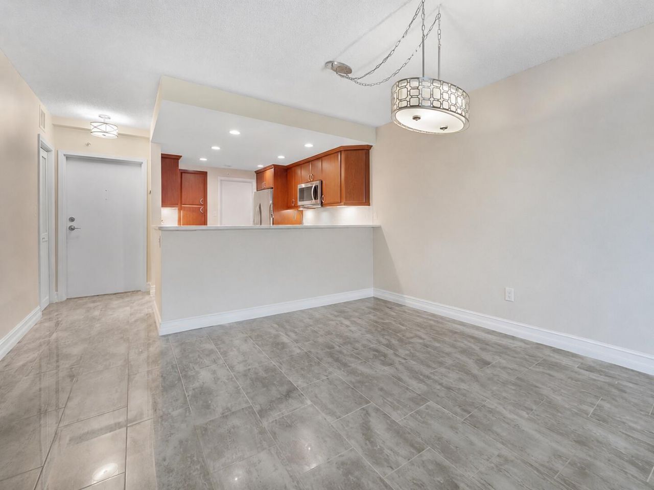 1500 S Ocean Boulevard, Unit 207, Lauderdale by the Sea, FL 33062 Photo