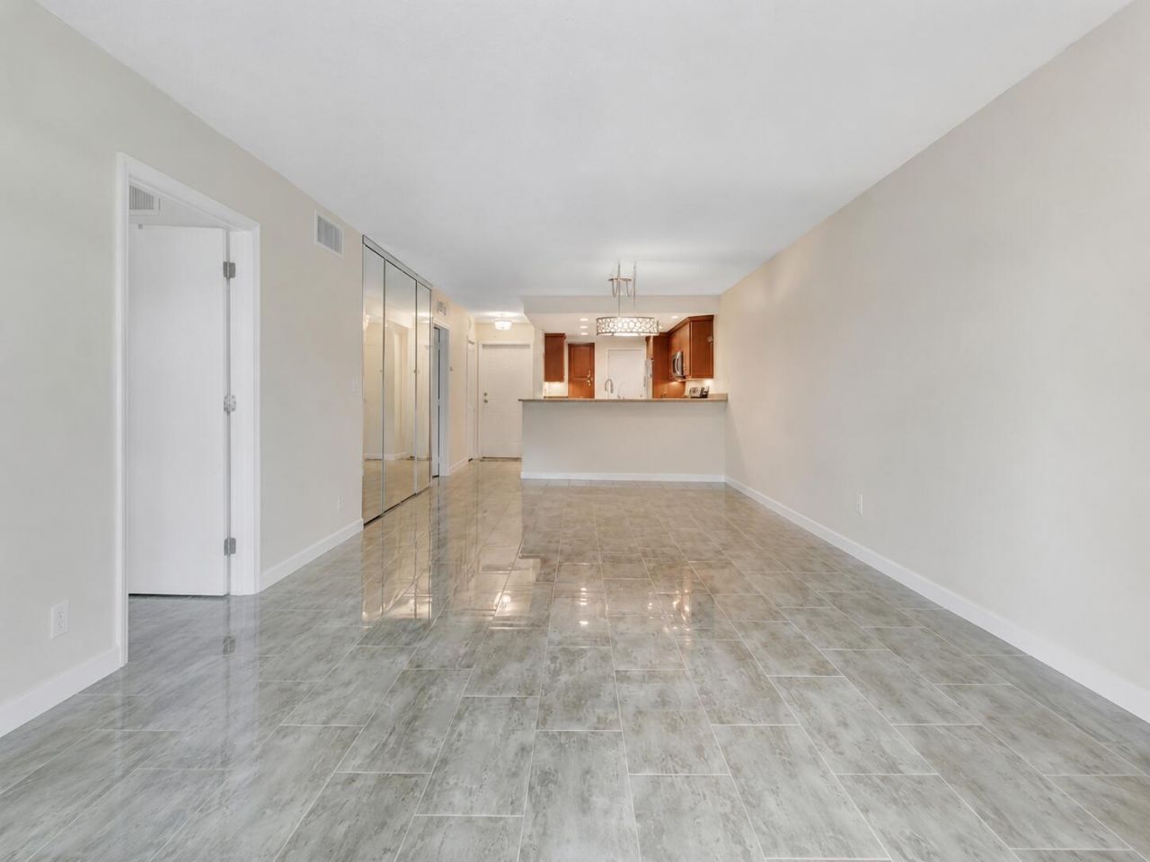 1500 S Ocean Boulevard, Unit 207, Lauderdale by the Sea, FL 33062 Photo