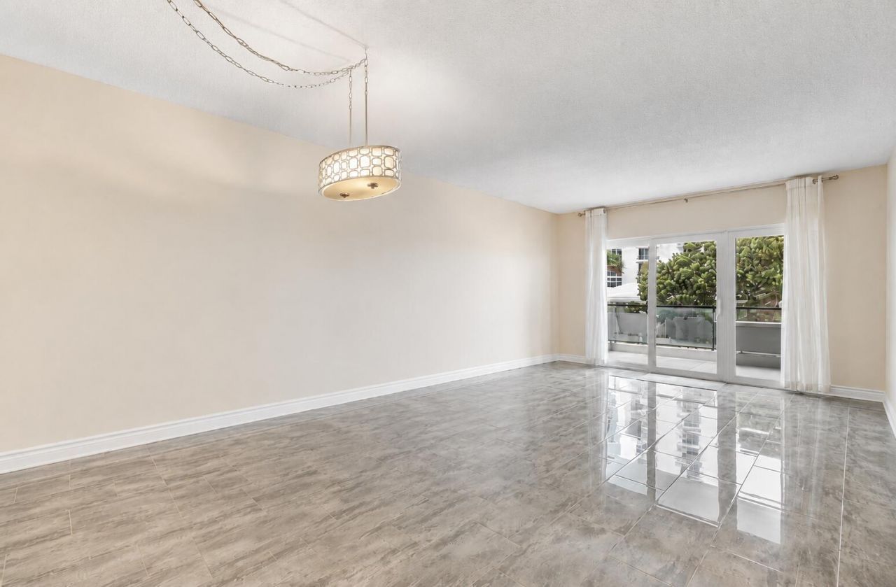 1500 S Ocean Boulevard, Unit 207, Lauderdale by the Sea, FL 33062 Photo