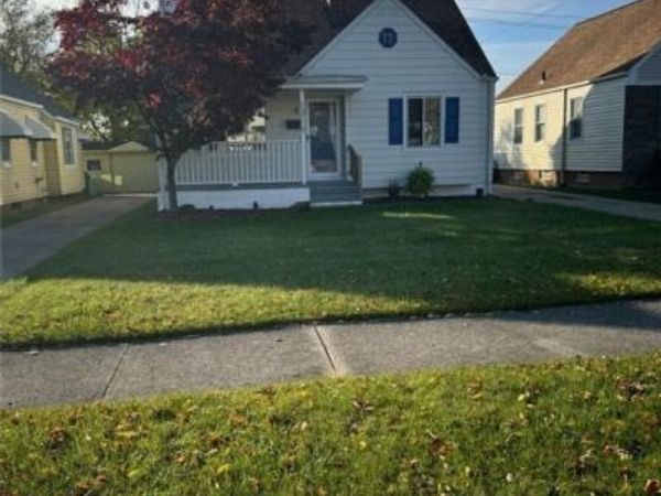 13116 oak park Boulevard, Garfield Heights, OH 44125