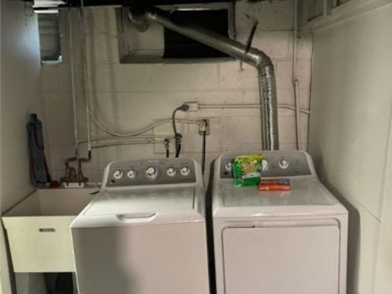 13116 oak park Boulevard, Garfield Heights, OH 44125 Photo 14