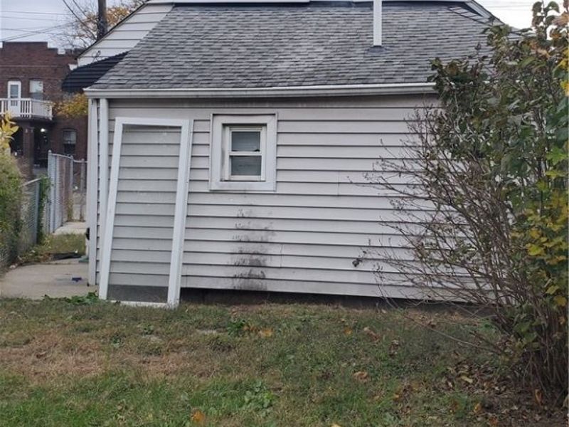 1979 W 54th Street, Cleveland, OH 44102 Photo 35