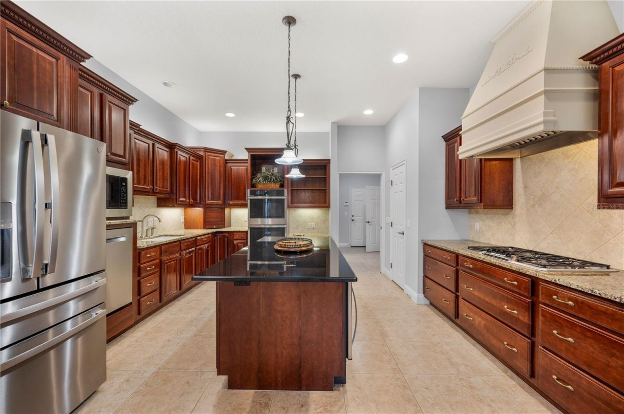 5789 Lake Victoria Drive, Lakeland, FL 33813 Photo