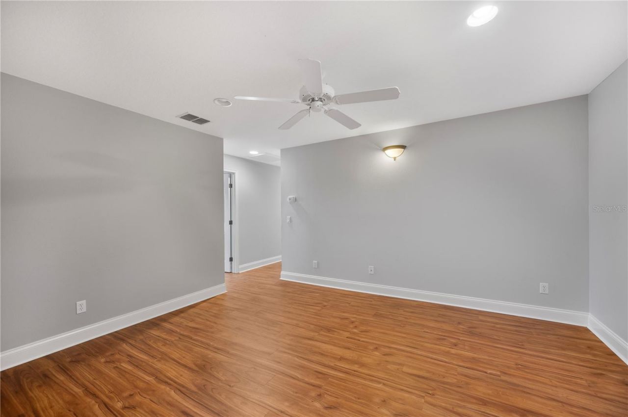 5789 Lake Victoria Drive, Lakeland, FL 33813 Photo