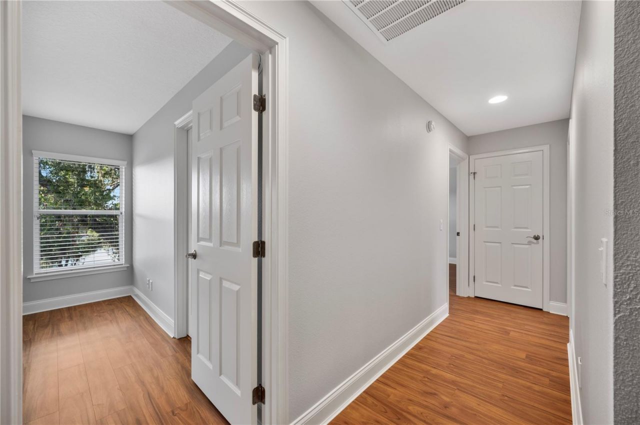 5789 Lake Victoria Drive, Lakeland, FL 33813 Photo