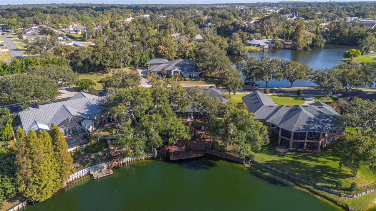 5789 Lake Victoria Drive, Lakeland, FL 33813 Photo