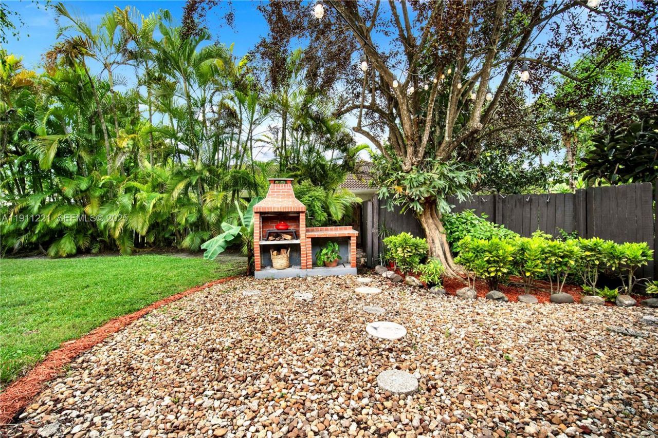 13620 SW 104th Ave, Miami, FL 33176 Photo