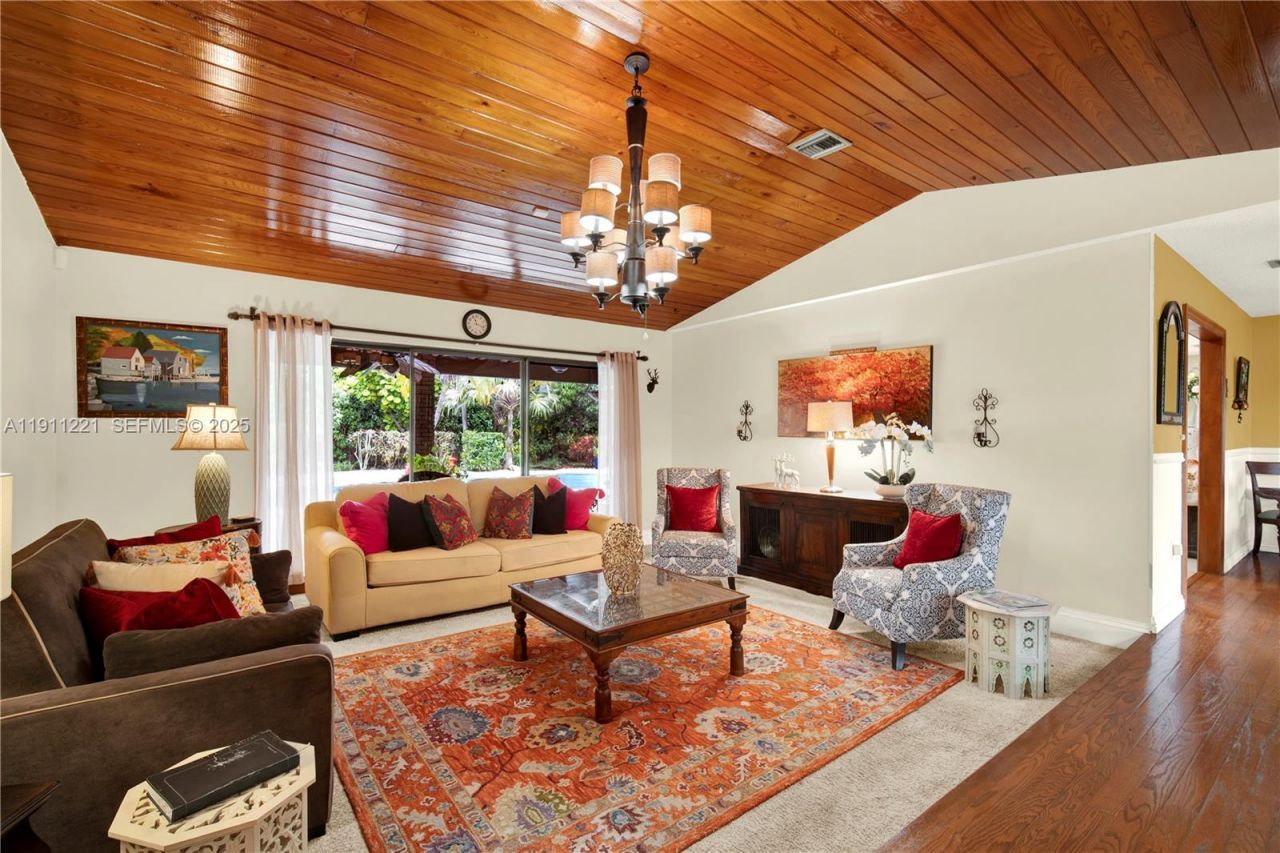 13620 SW 104th Ave, Miami, FL 33176 Photo