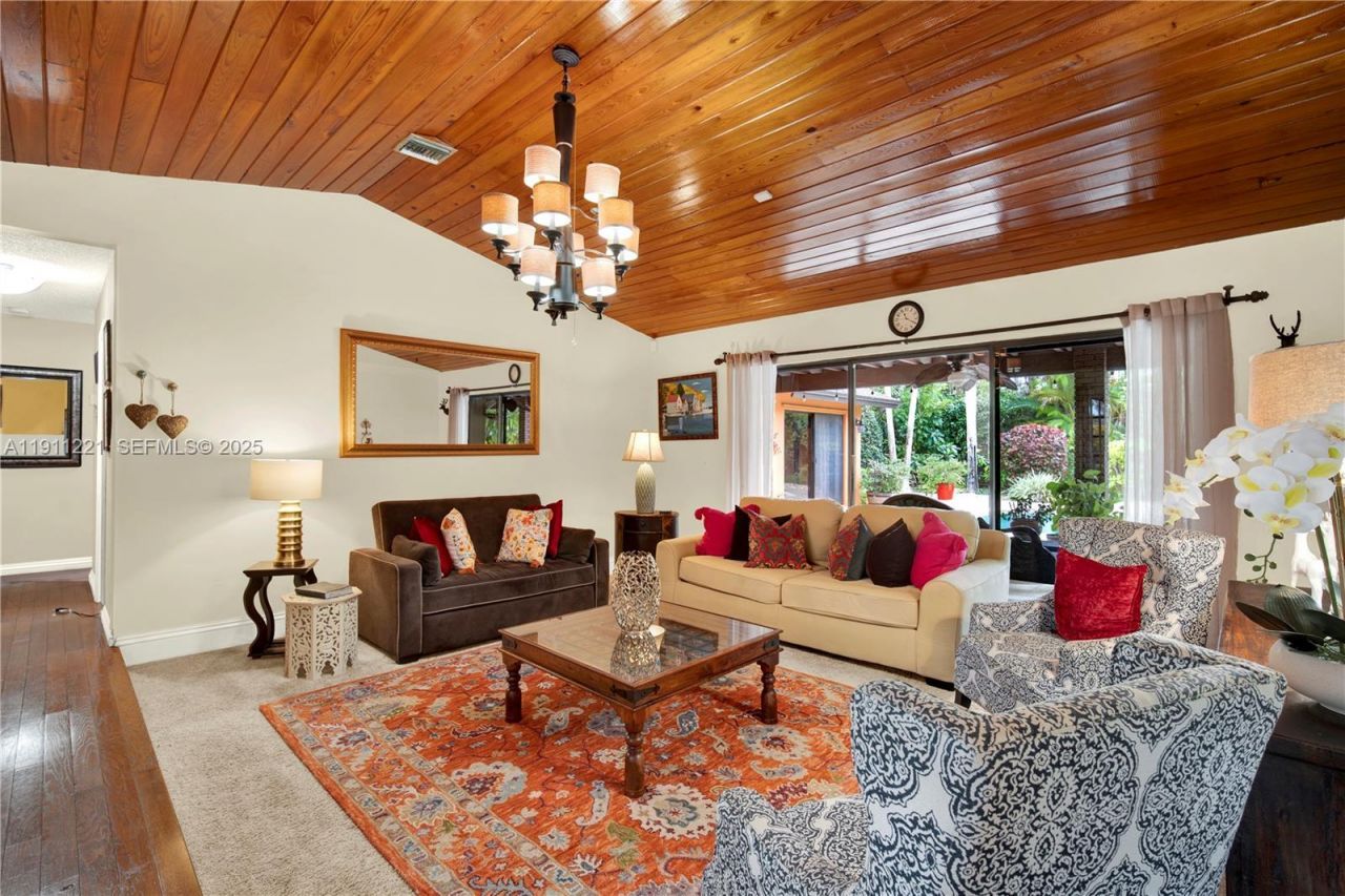 13620 SW 104th Ave, Miami, FL 33176 Photo