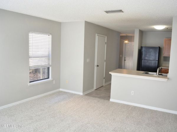 7724 HIGHCHAIR Lane, Jacksonville, FL 32210