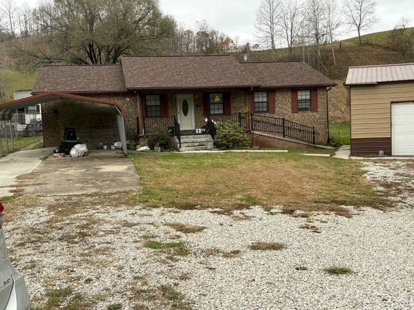 28 Campbell Cemetery, Argillite, KY 41121