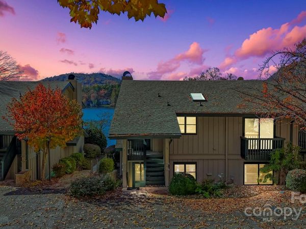 68 Toxaway Point , Unit C1, Lake Toxaway, NC 28747