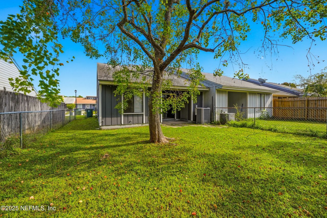 2424 Seabury Place N, Jacksonville, FL 32246 Photo