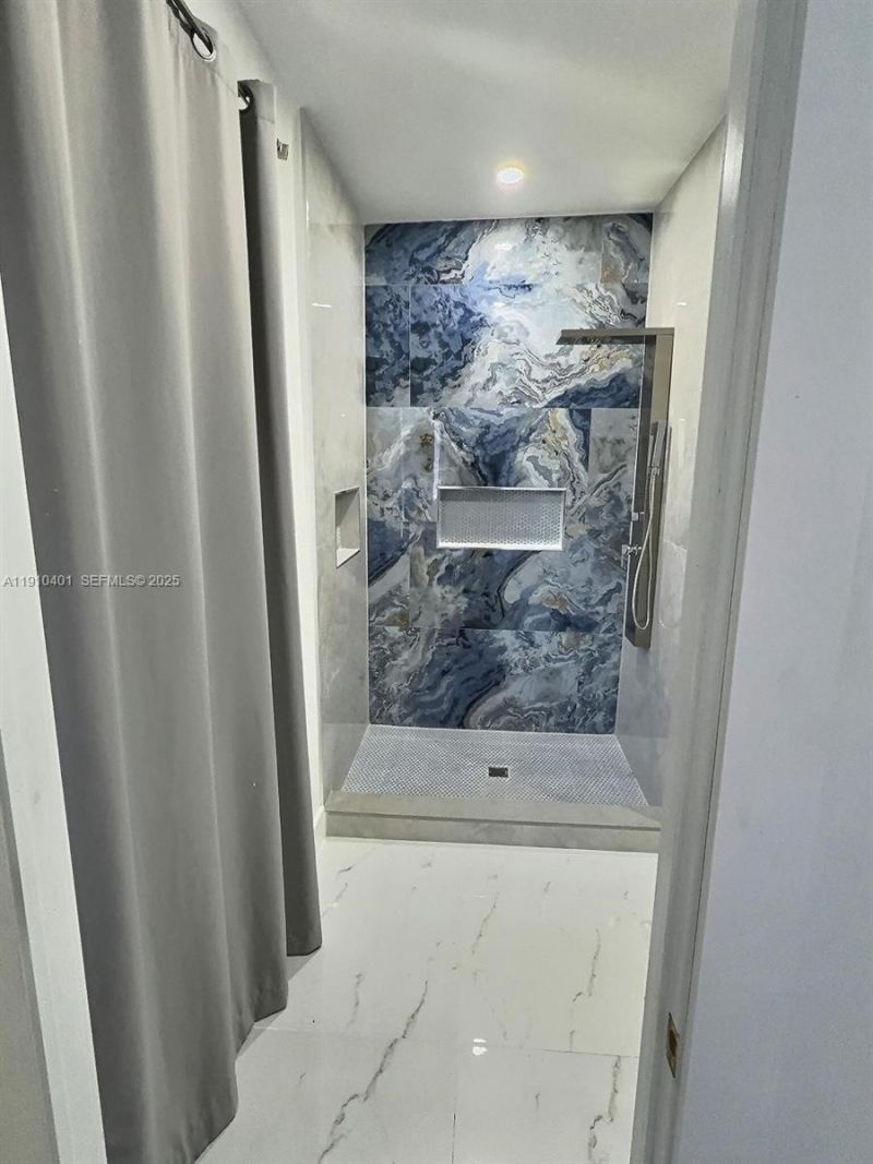 6541 SW 18 St, Miami, FL 33155 Photo