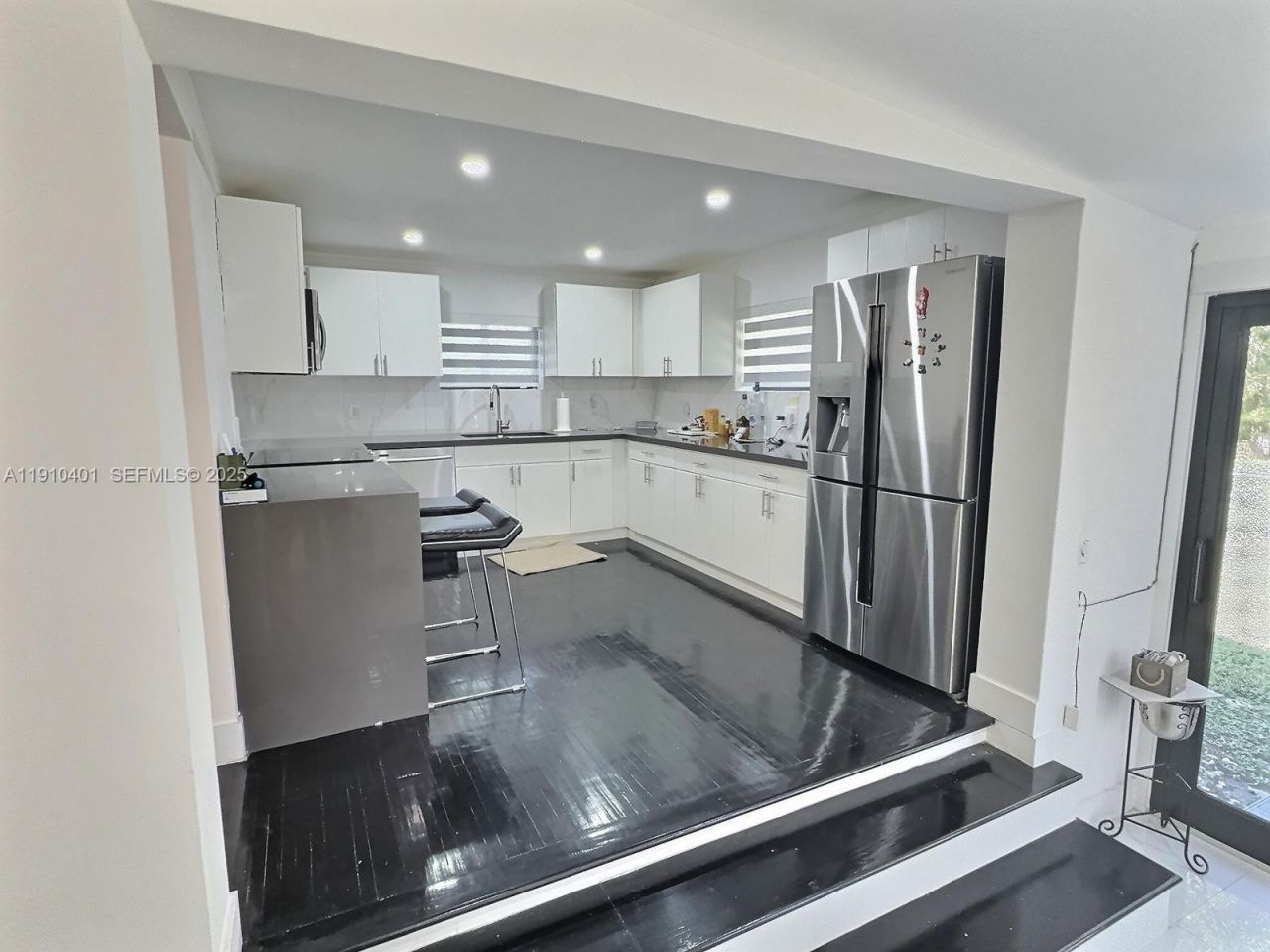 6541 SW 18 St, Miami, FL 33155 Photo