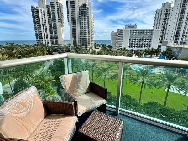 19370 Collins Ave, Unit 823, Sunny Isles Beach, FL 33160