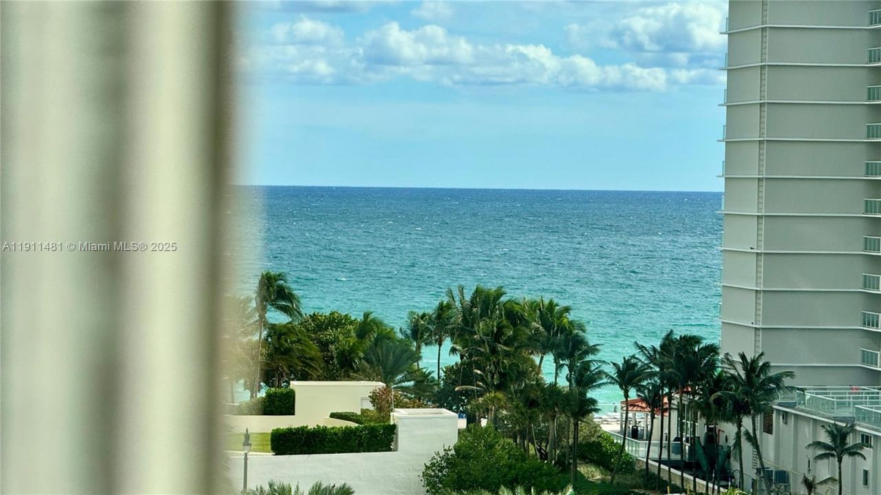 19370 Collins Ave, Unit 823, Sunny Isles Beach, FL 33160 Photo