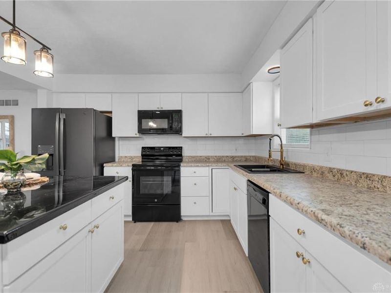 2776 Klondike Court, Colerain Township, OH 45251 Photo 11