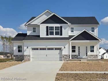 13017 River Rock Pass, Fenton Twp, MI 48451