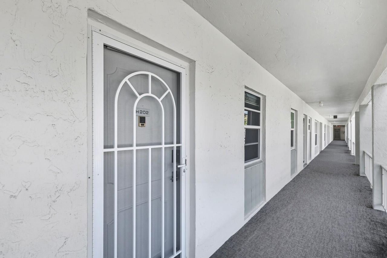 4380 Exeter Drive, Unit H202, Longboat Key, FL 34228 Photo