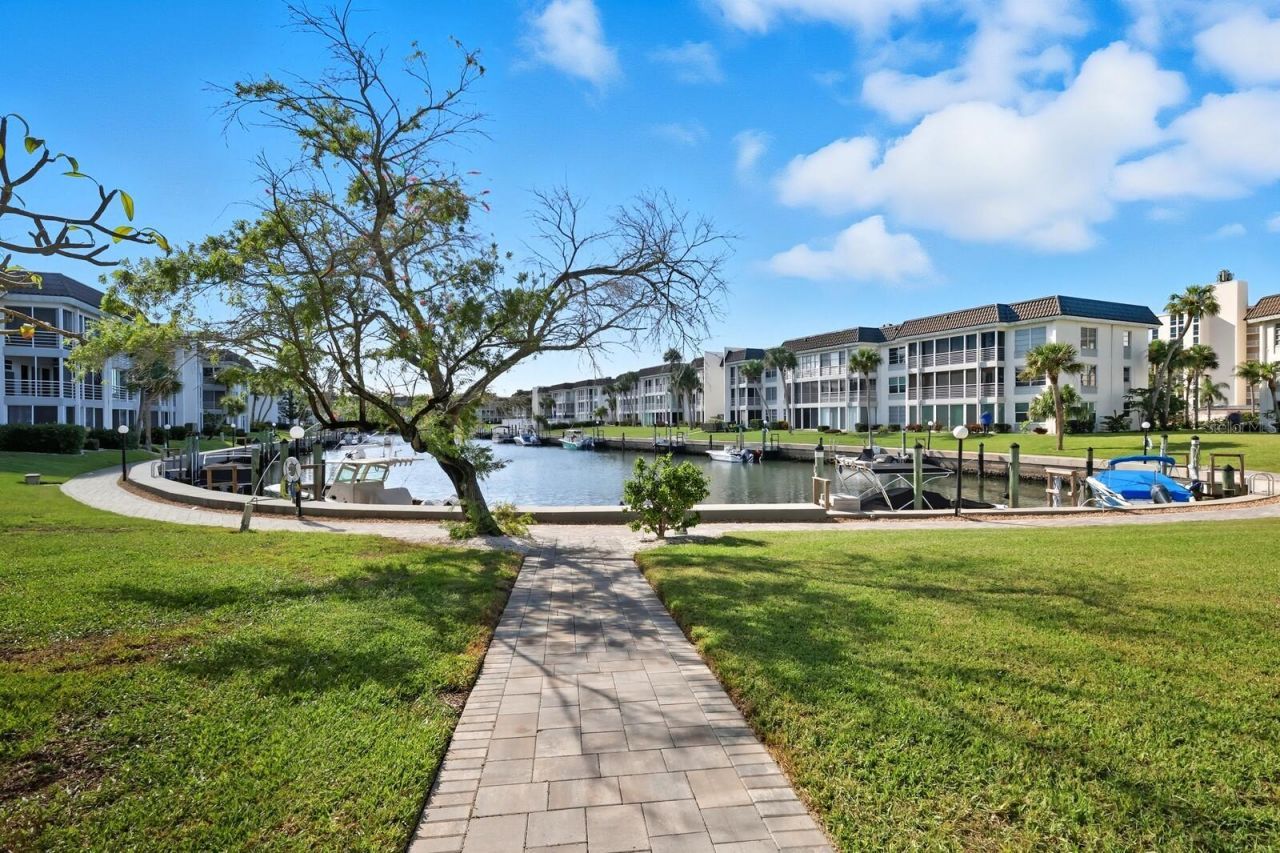4380 Exeter Drive, Unit H202, Longboat Key, FL 34228 Photo