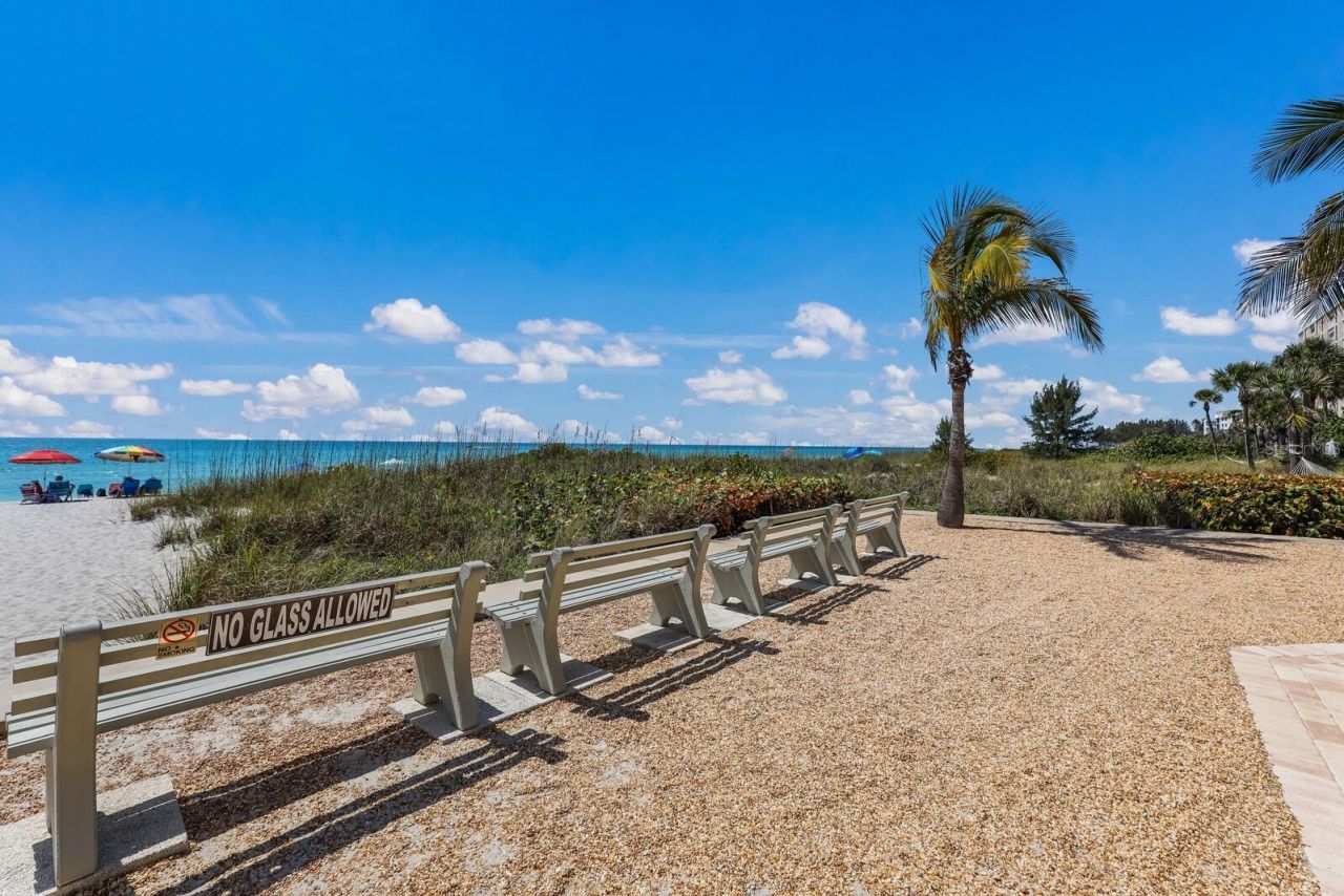 4380 Exeter Drive, Unit H202, Longboat Key, FL 34228 Photo