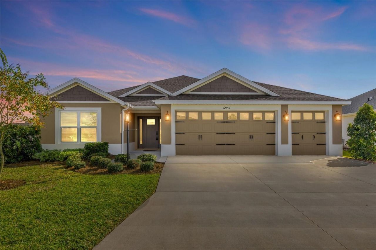 6957 Minchew Circle, The Villages, FL 34762 Main Photo