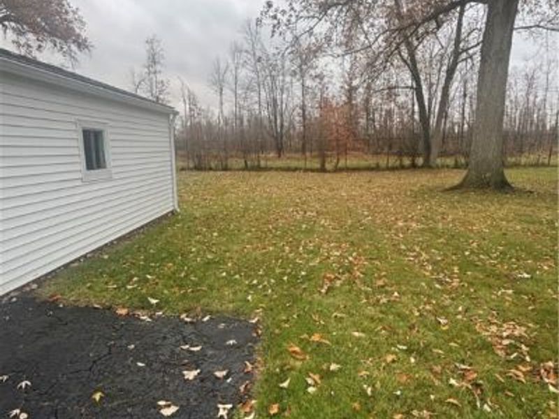 2293 Parkwood Drive NW, Warren, OH 44485 Photo 19