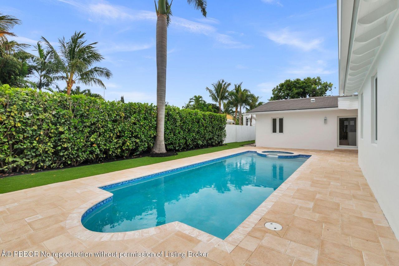 205 Greymon Drive, West Palm Beach, FL 33405 Photo