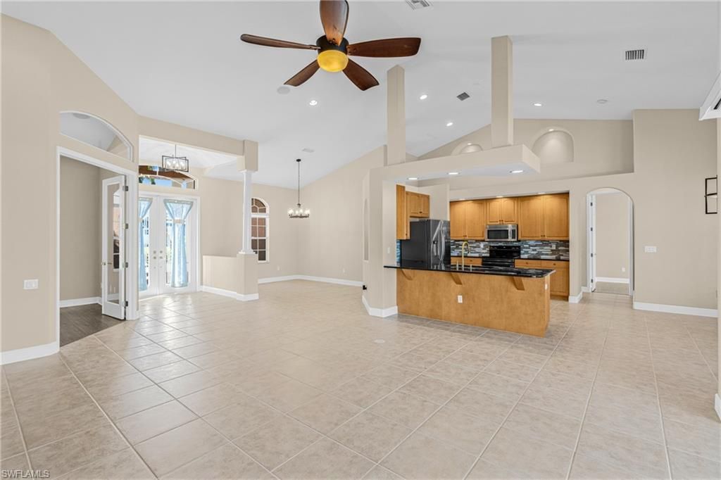 2202 SE 19th Pl, Cape Coral, FL 33990 Photo