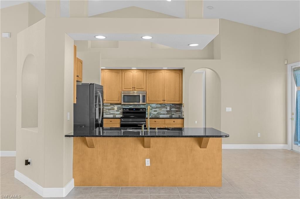 2202 SE 19th Pl, Cape Coral, FL 33990 Photo