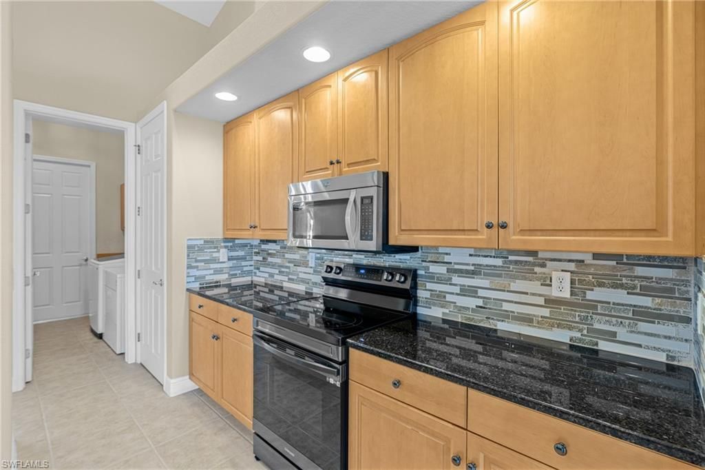 2202 SE 19th Pl, Cape Coral, FL 33990 Photo