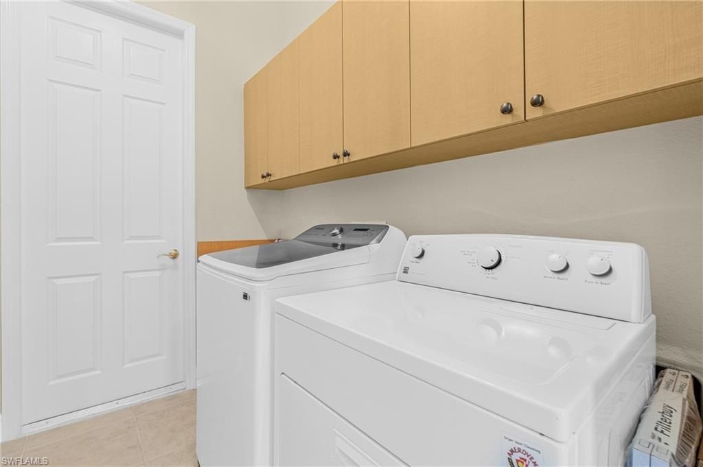 2202 SE 19th Pl, Cape Coral, FL 33990 Photo