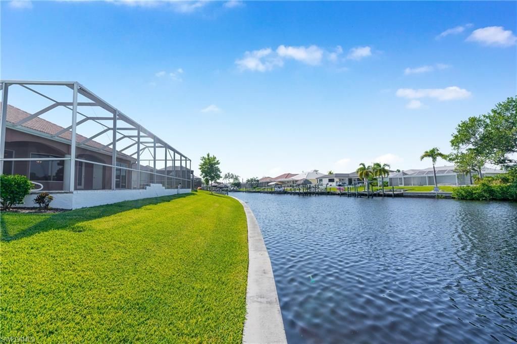 2202 SE 19th Pl, Cape Coral, FL 33990 Photo