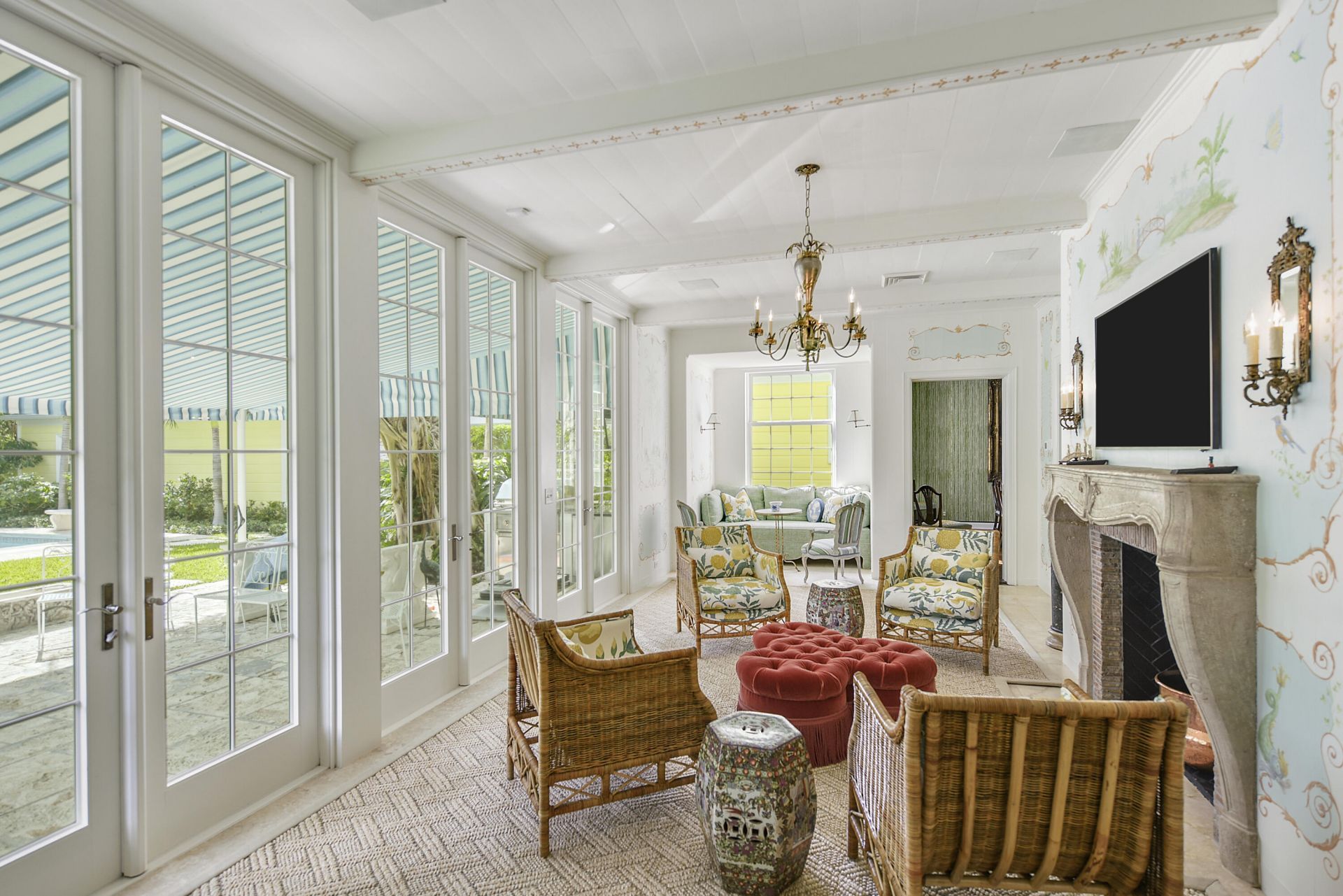 250 Algoma Road, Palm Beach, FL 33480 Photo