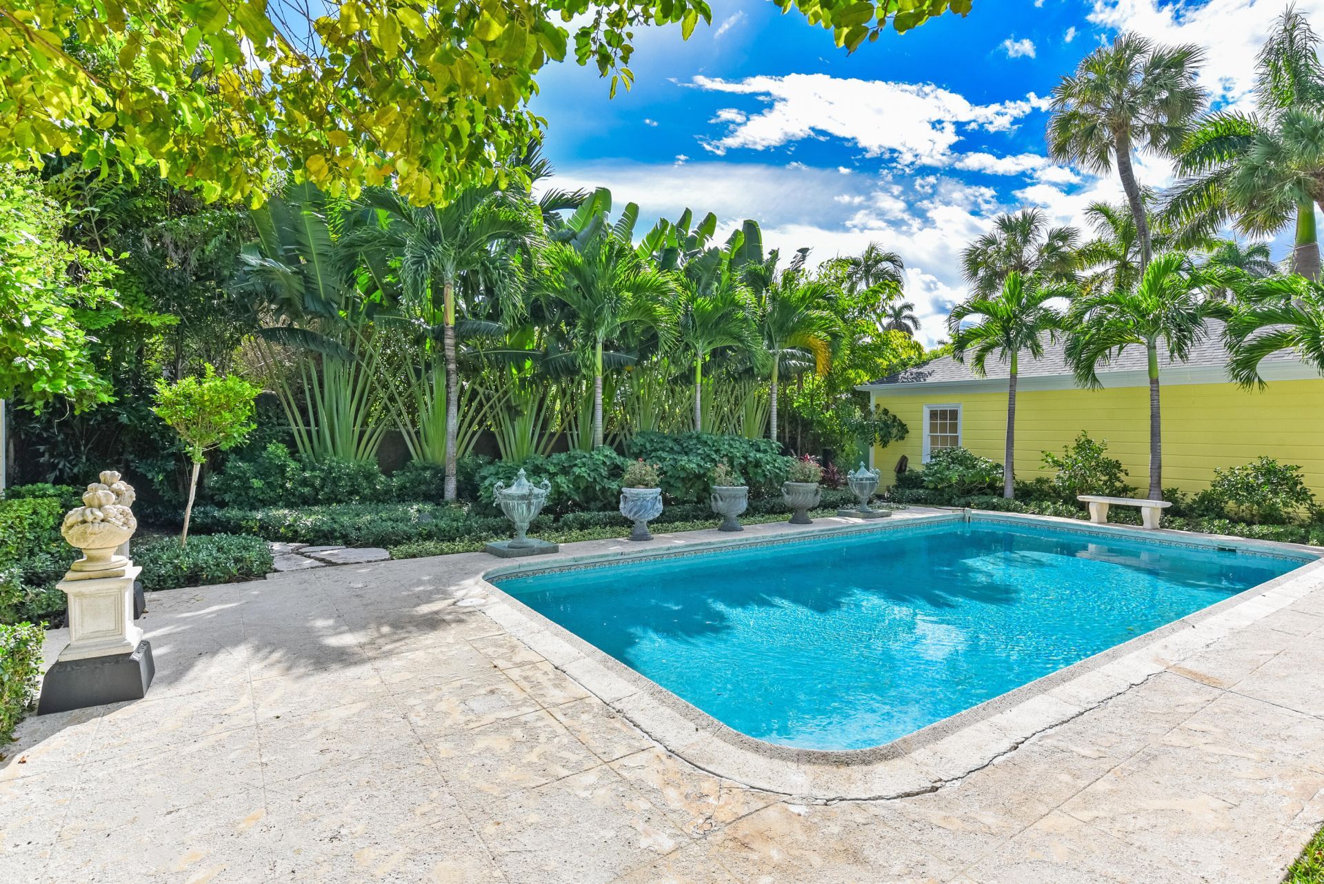 250 Algoma Road, Palm Beach, FL 33480 Photo