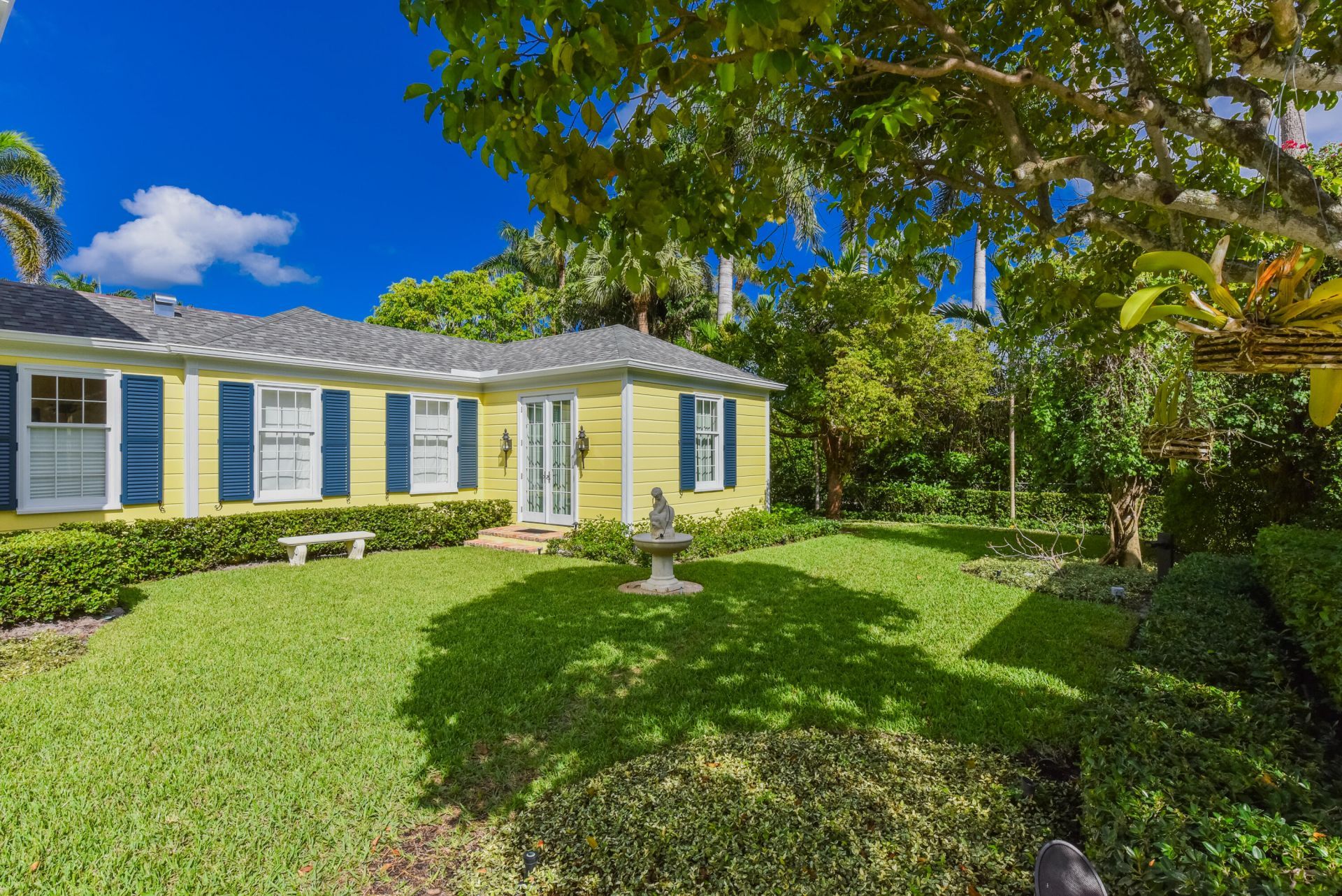 250 Algoma Road, Palm Beach, FL 33480 Photo