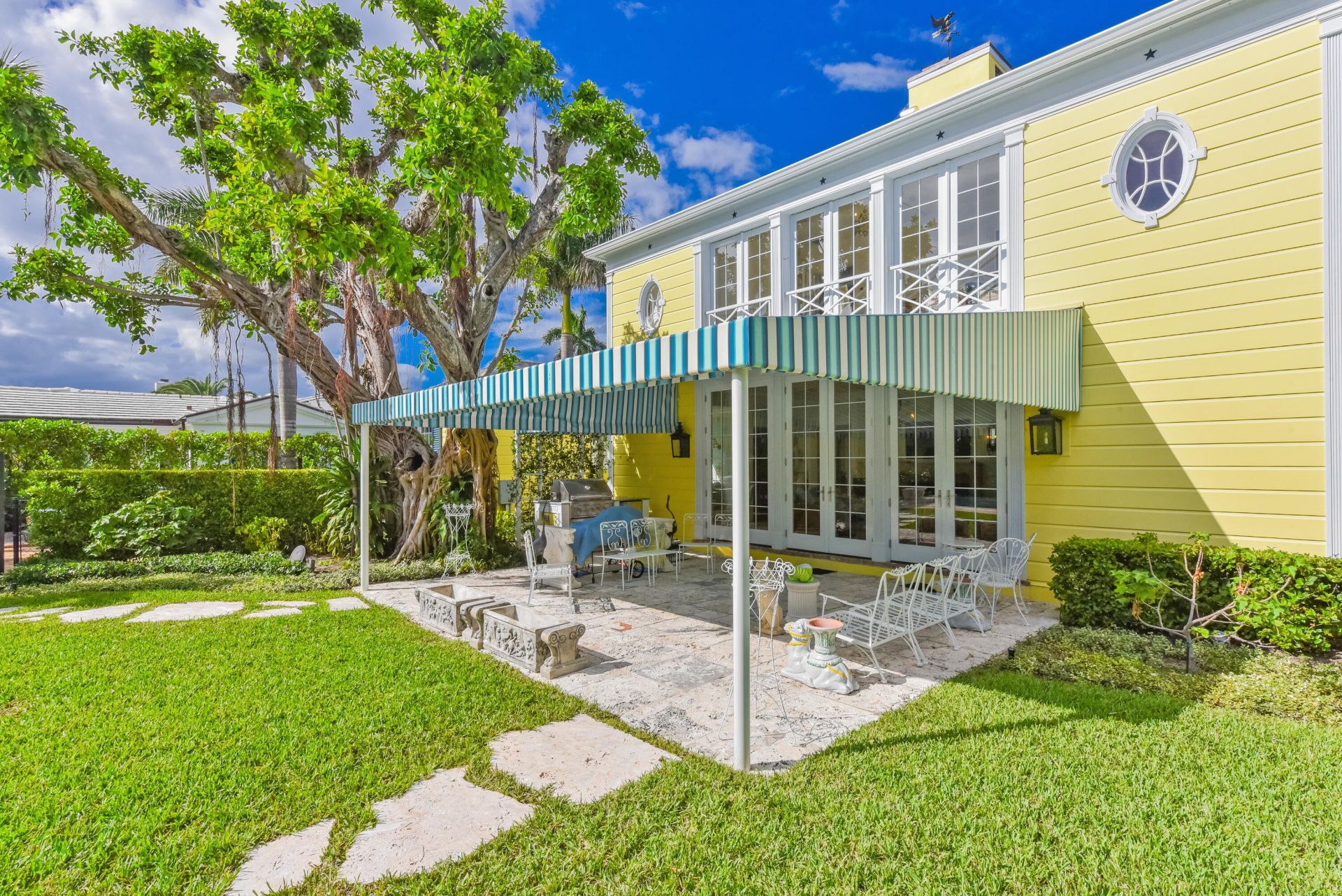 250 Algoma Road, Palm Beach, FL 33480 Photo