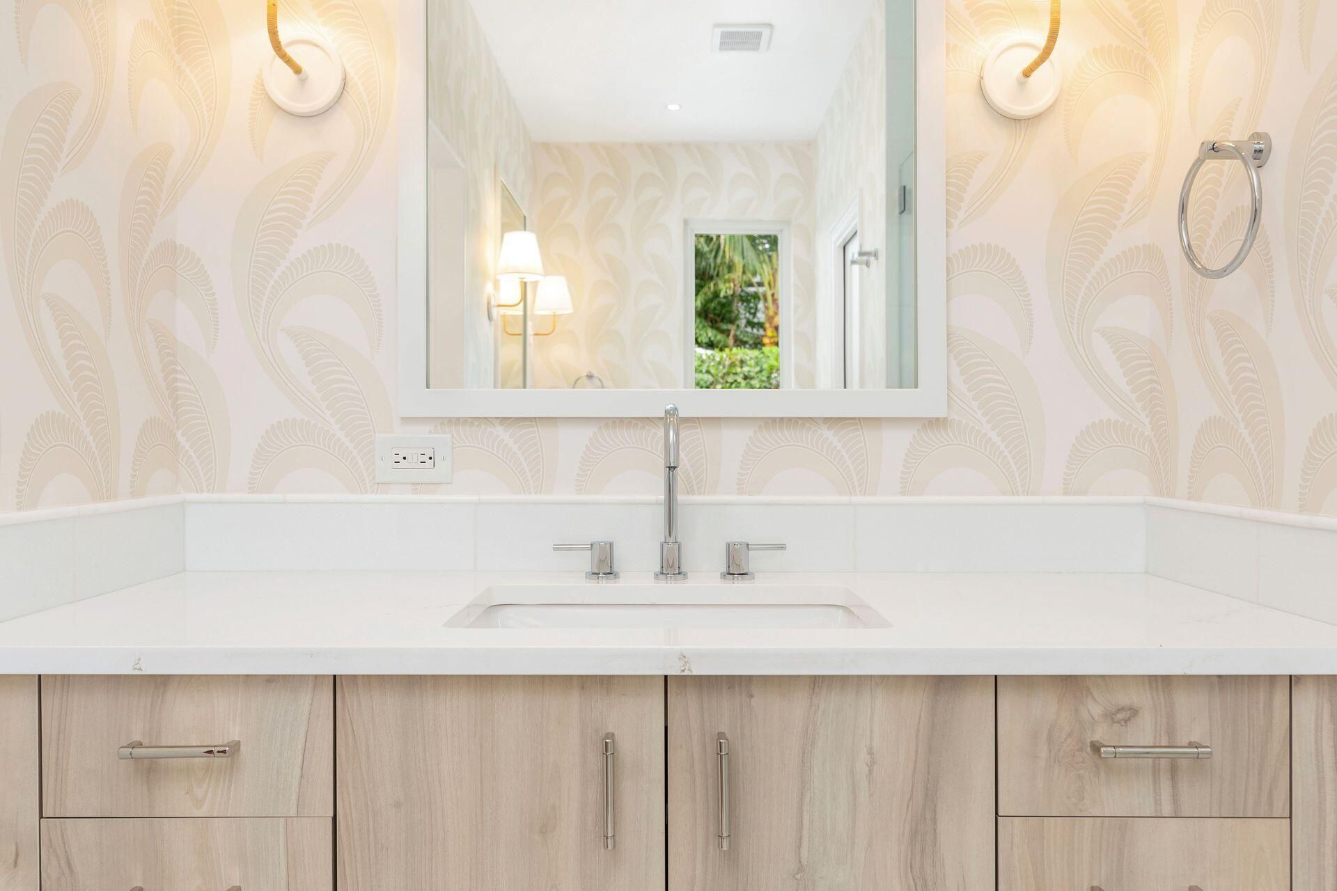 205 Greymon Drive, West Palm Beach, FL 33405 Photo