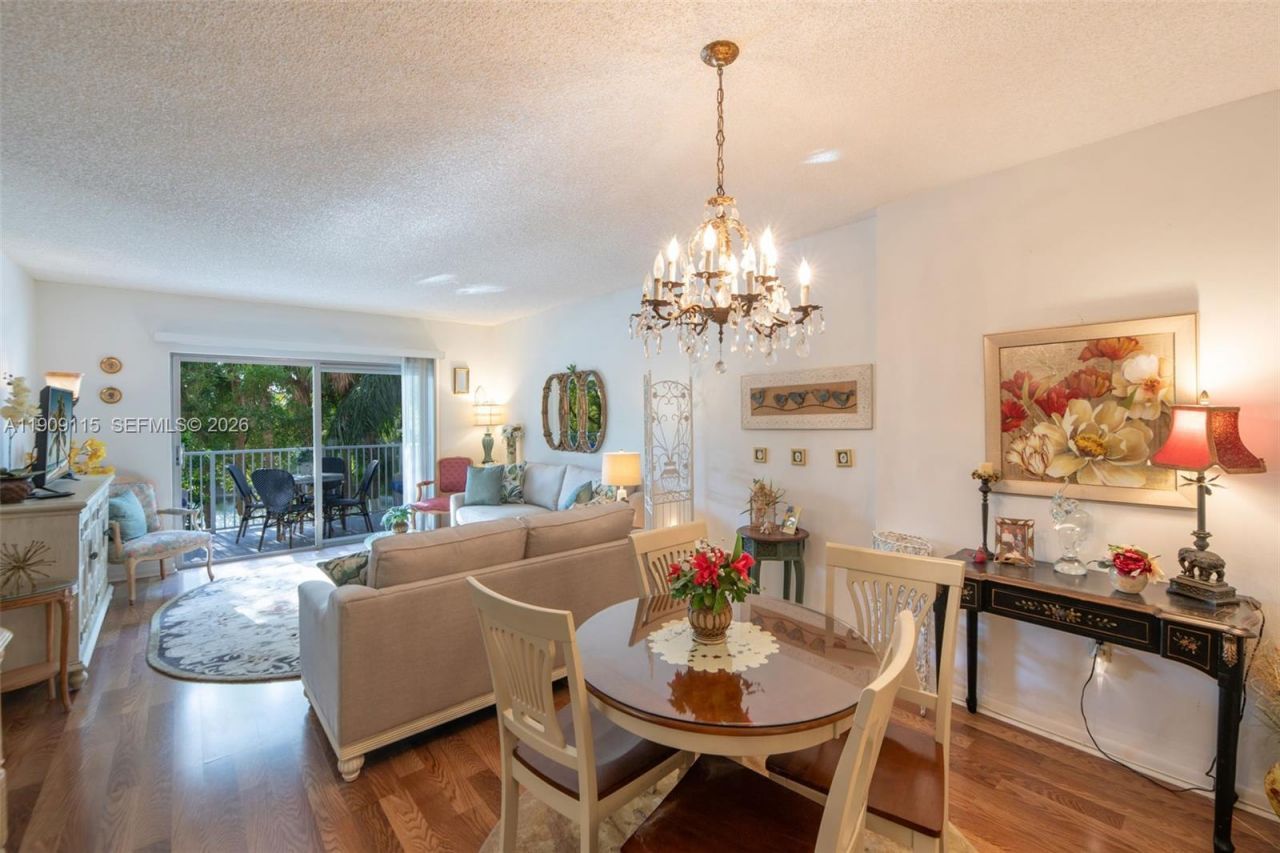 3850 Washington St, Unit 212, Hollywood, FL 33021 Photo