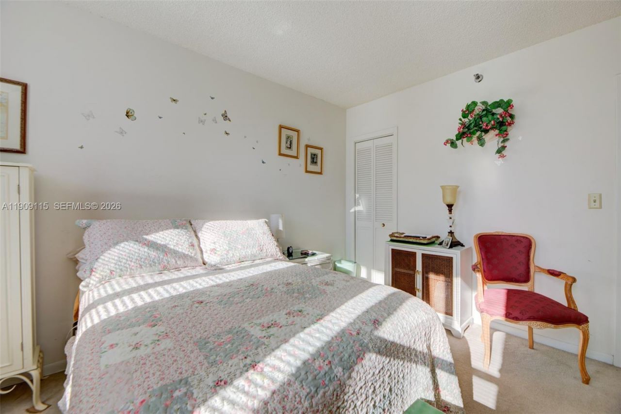 3850 Washington St, Unit 212, Hollywood, FL 33021 Photo