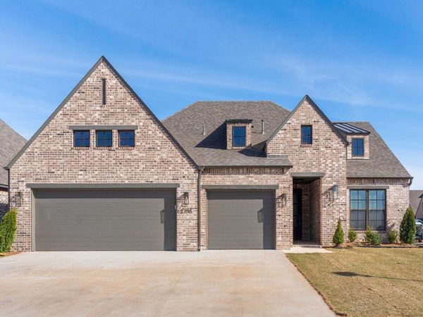 2708 W Van Buren Court, Broken Arrow, OK 74011