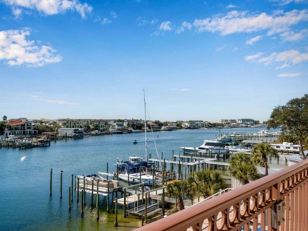724 Harbor Boulevard, UNIT 201, Destin, FL 32541