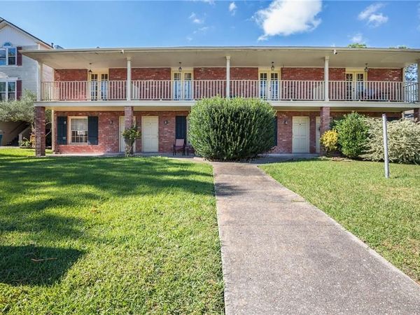 2 BRANDON HALL Drive, Unit D, Destrehan, LA 70047