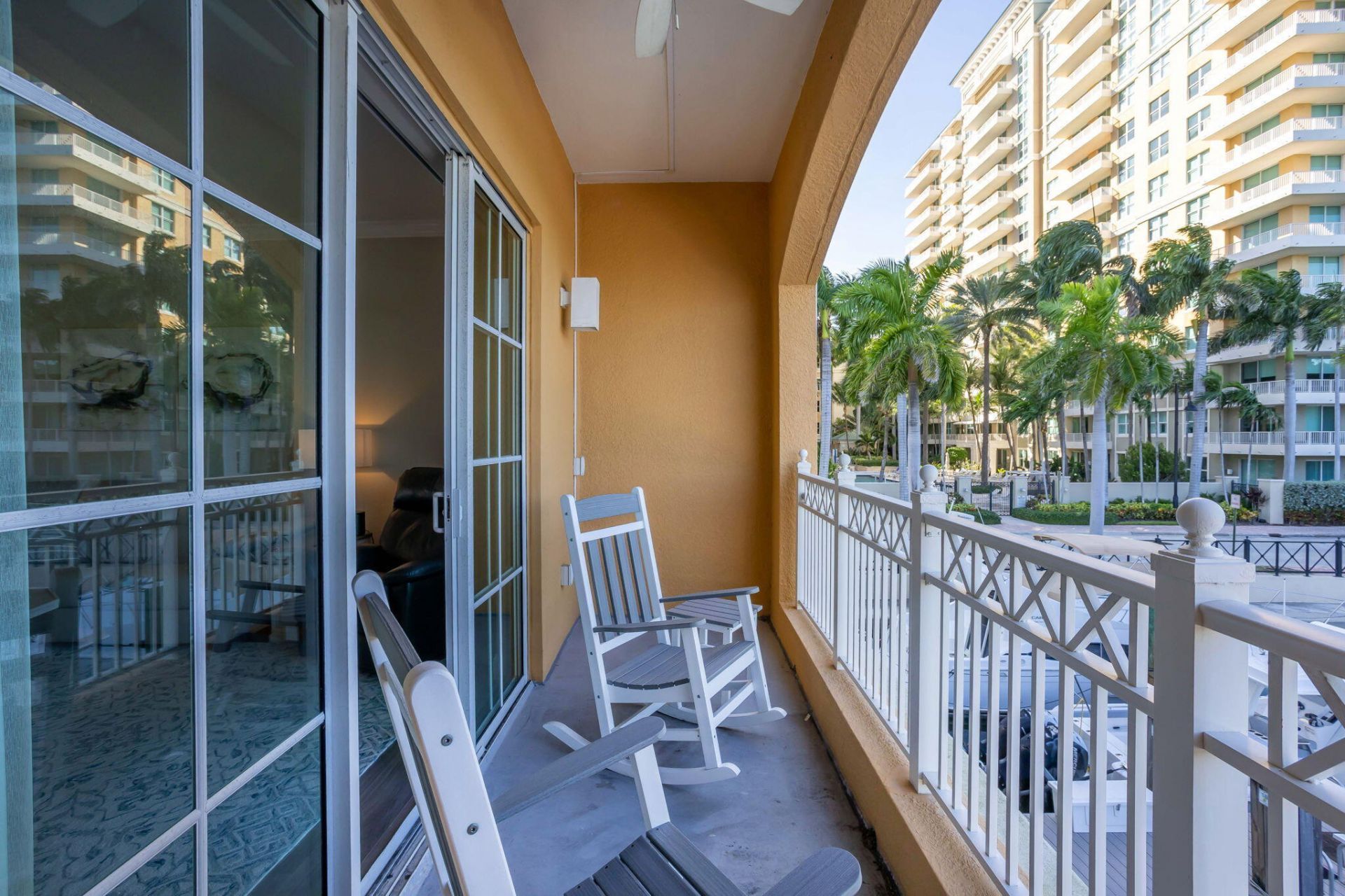 643 Casa Loma Boulevard, Boynton Beach, FL 33435 Photo