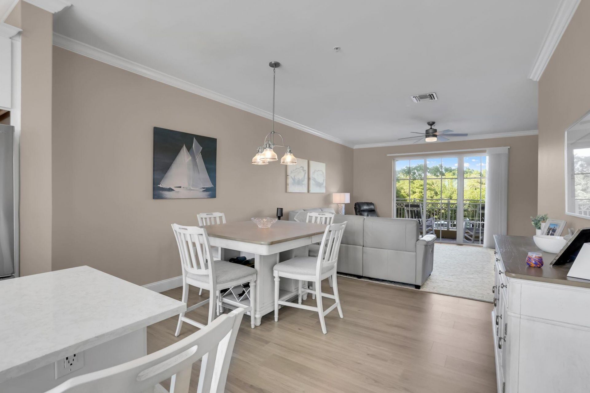 643 Casa Loma Boulevard, Boynton Beach, FL 33435 Photo