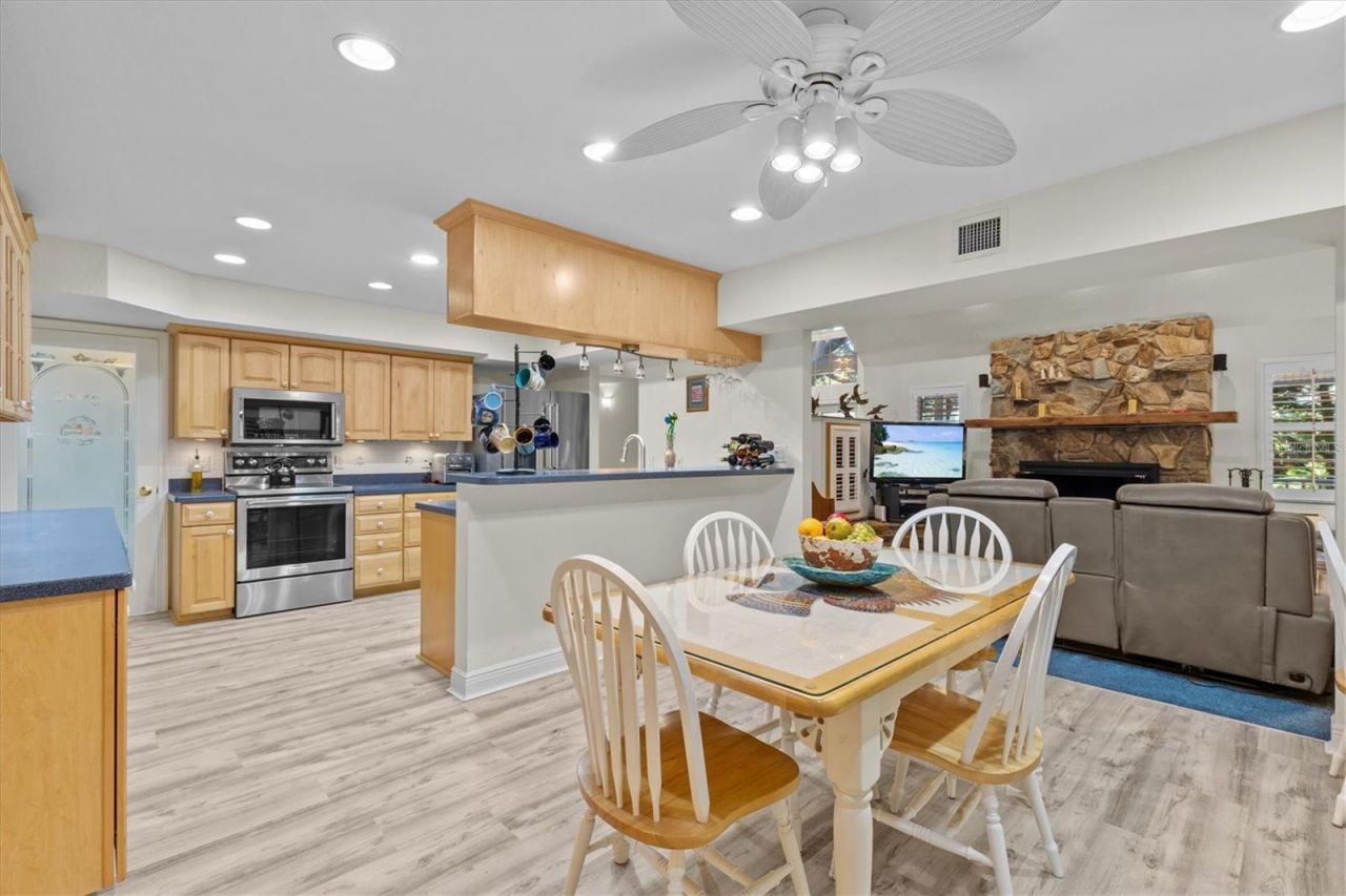 250 Sage Road, Crystal Beach, FL 34681 Photo